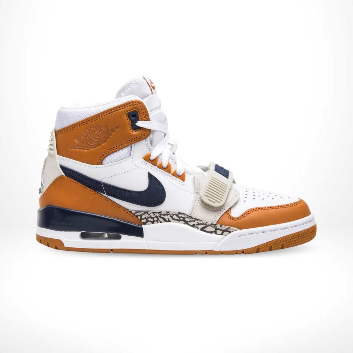 Air Jordan Legacy 312 Trainer 3 Medicine Ball White Ginger